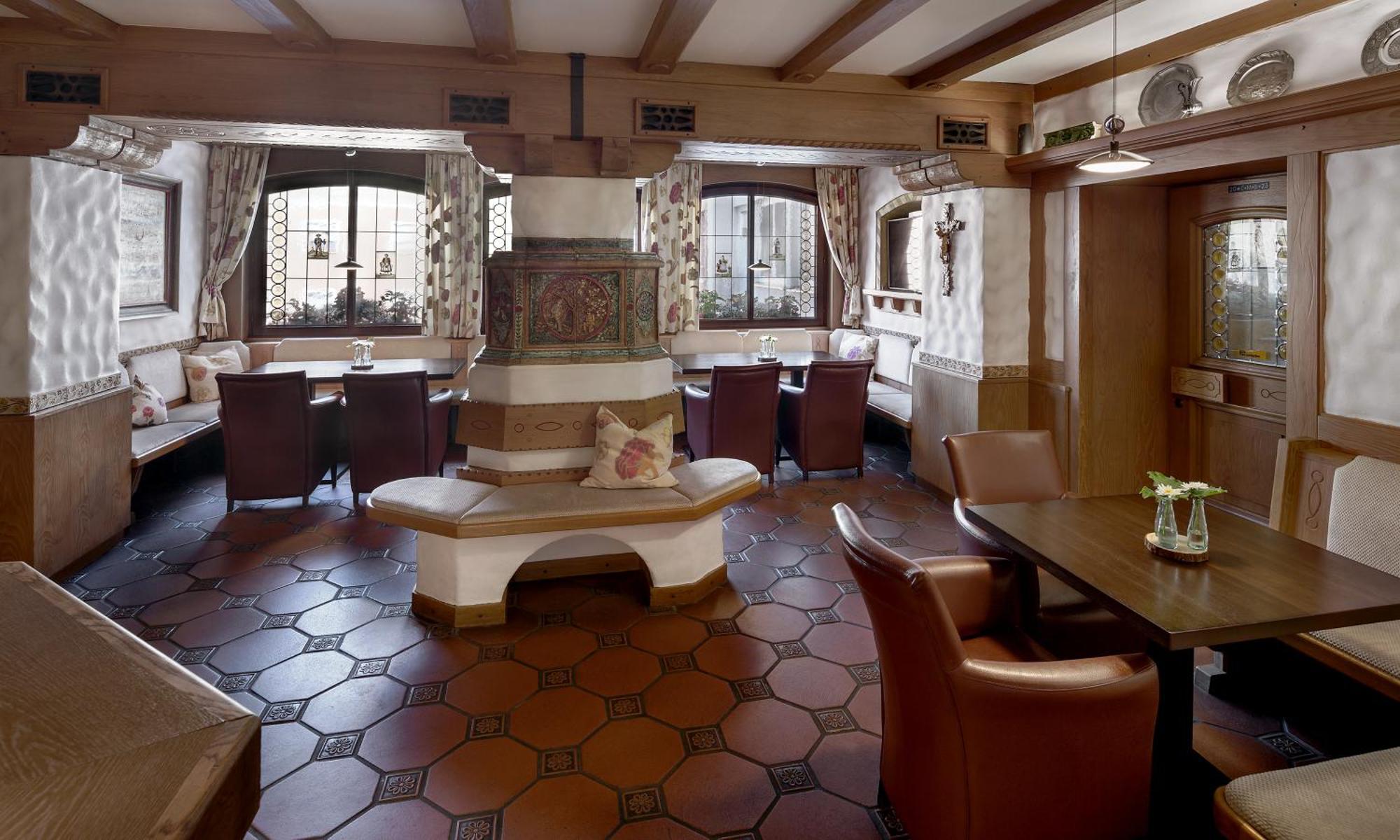 Wirtshaus & Hotel Goldener Greif Edelsfeld Eksteriør billede